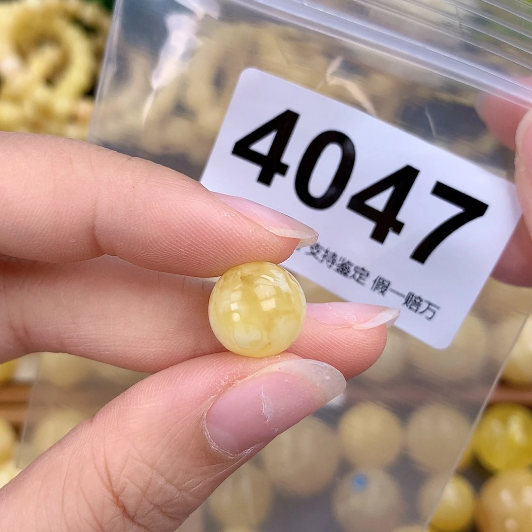 蜜蜡未镶嵌珠宝奇石12.7