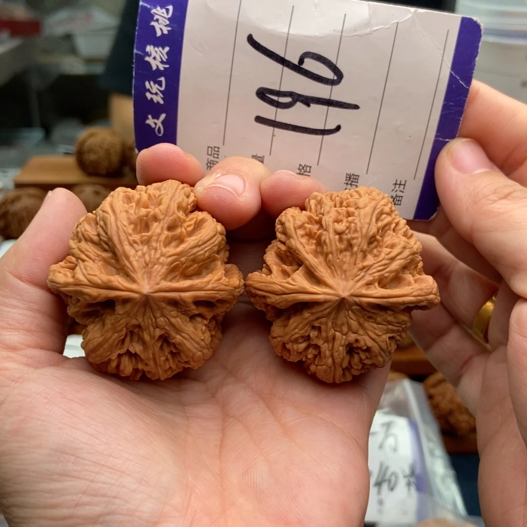文玩核桃把件44粗筋