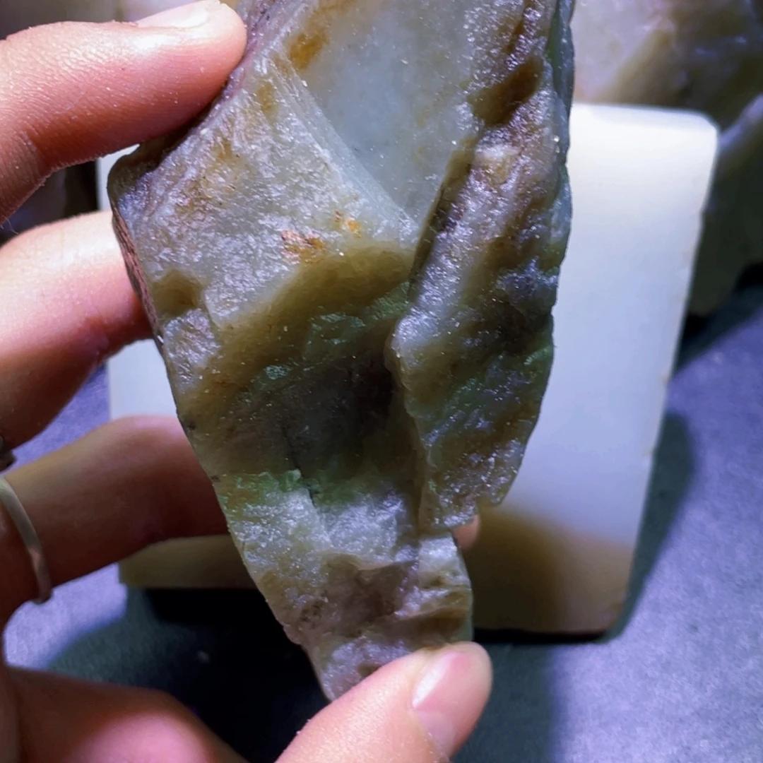 未镶嵌和田玉珠宝半成品
