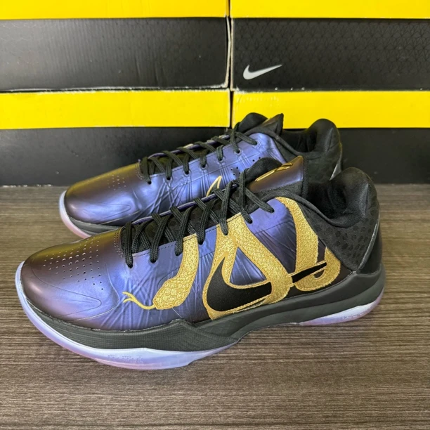 90新 MM6 配盒44码 科比5紫蛇 zk5代 球鞋