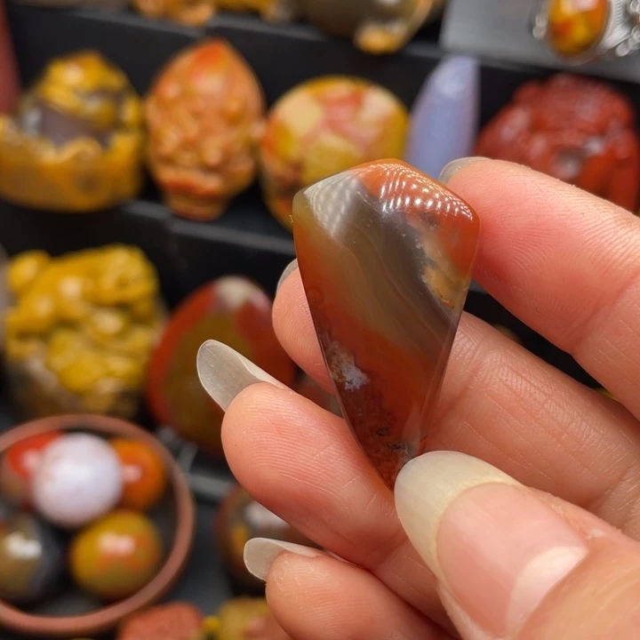 玛瑙/玉髓未镶嵌颈饰