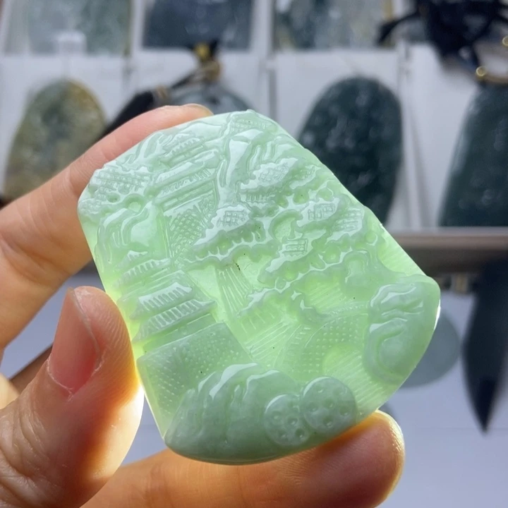 翡翠未镶嵌颈饰翡翠