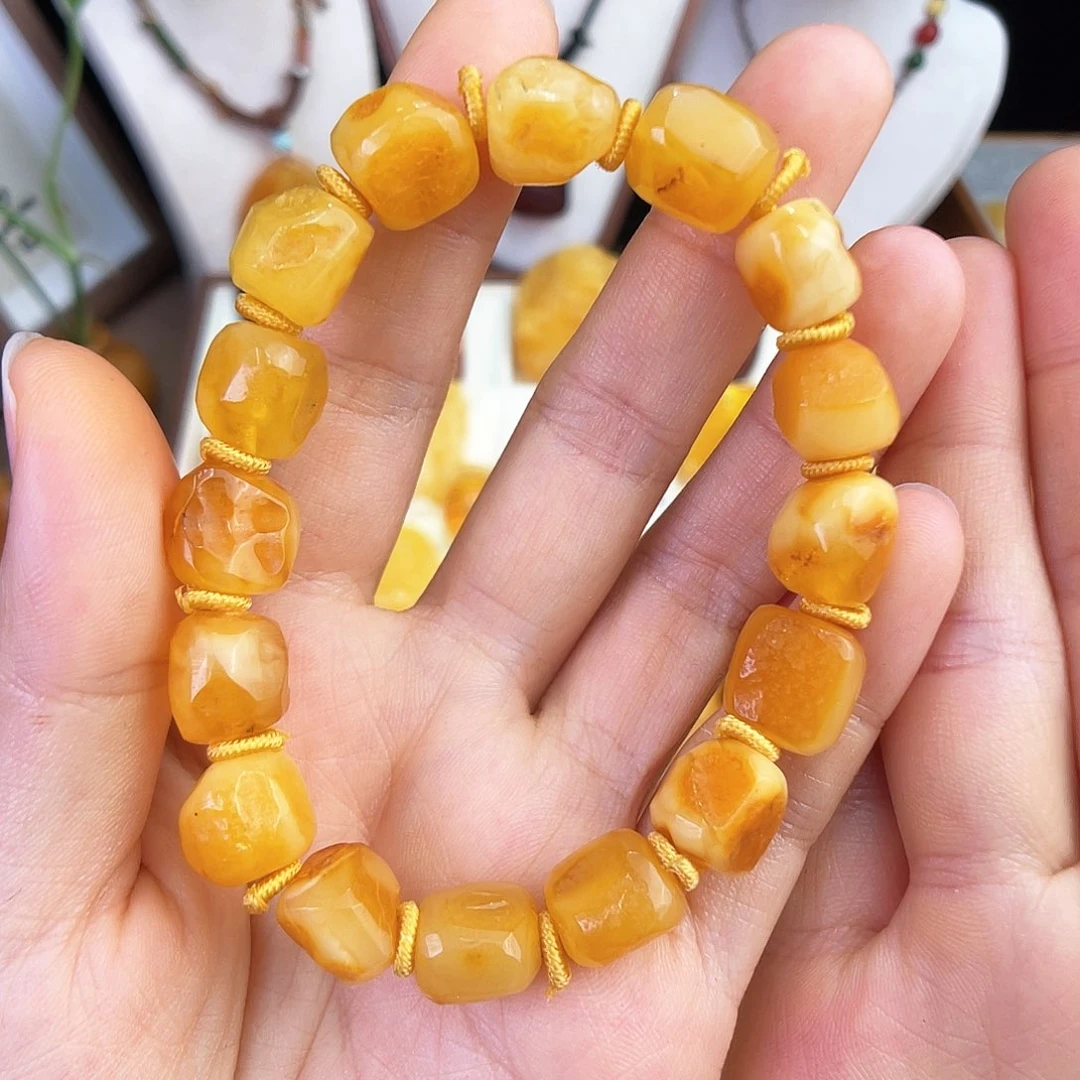 未镶嵌琥珀珠宝奇石