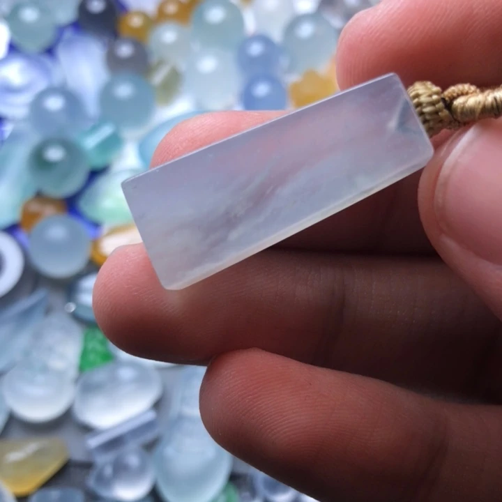 未镶嵌定制翡翠挂件