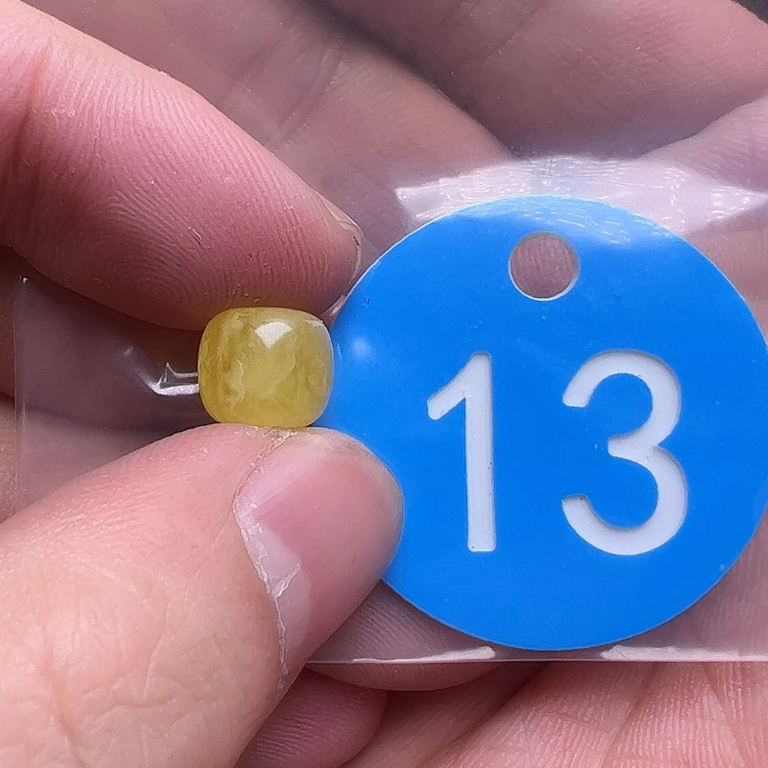 蜜蜡未镶嵌珠宝奇石9.8mm