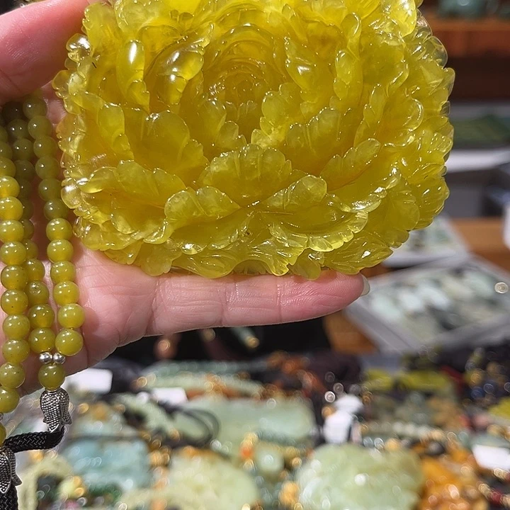 未镶嵌岫玉毛衣链
