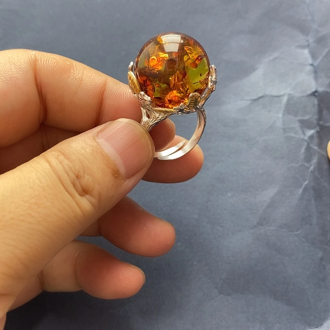 琥珀未镶嵌裸石戒指
