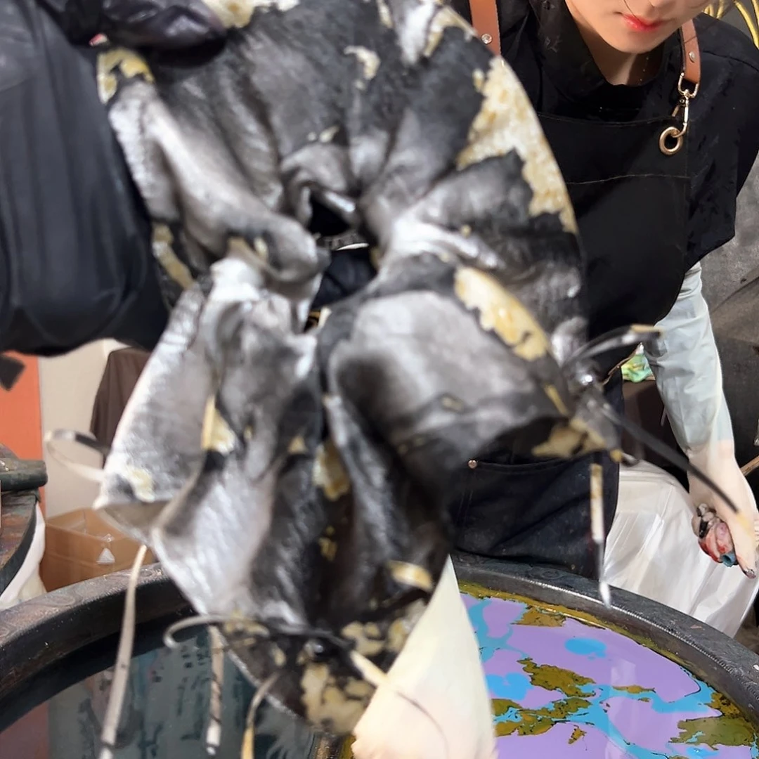 782新款方巾黑金