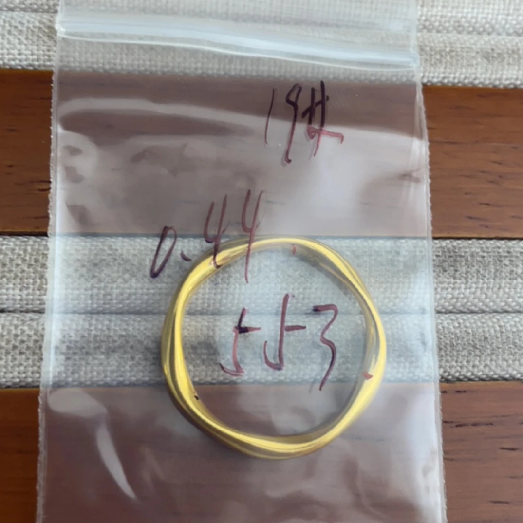克重0.44 19号 莫比乌斯戒指 足金999