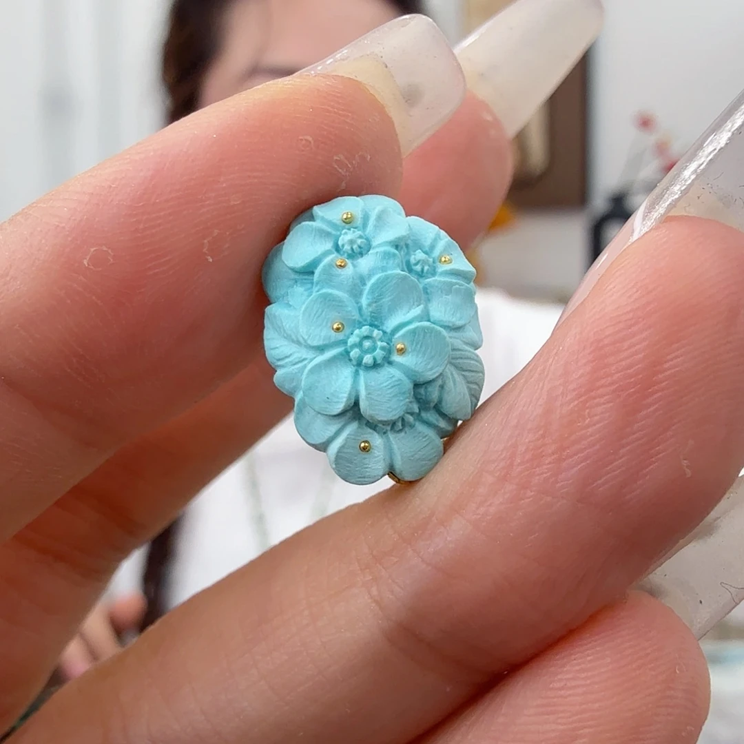 绿松石未镶嵌珠宝奇石