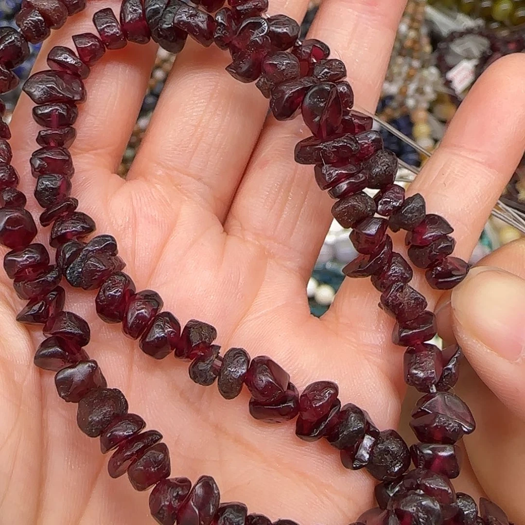 玛瑙/玉髓合金珠宝半成品老矿石榴石6-8mm随型一条