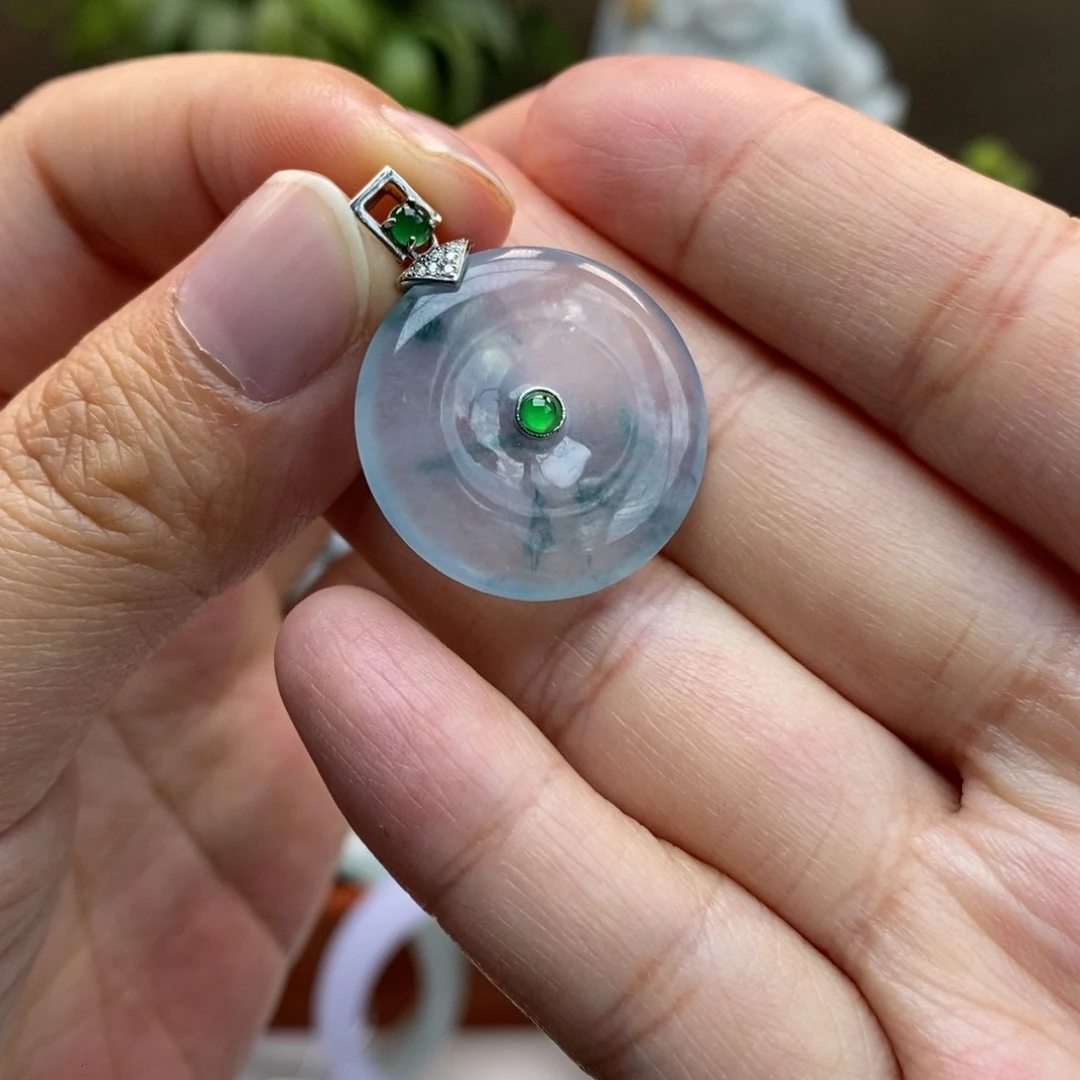 翡翠颈饰未镶嵌天然