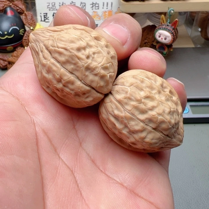 文玩核桃吊坠33尺龟甲纹