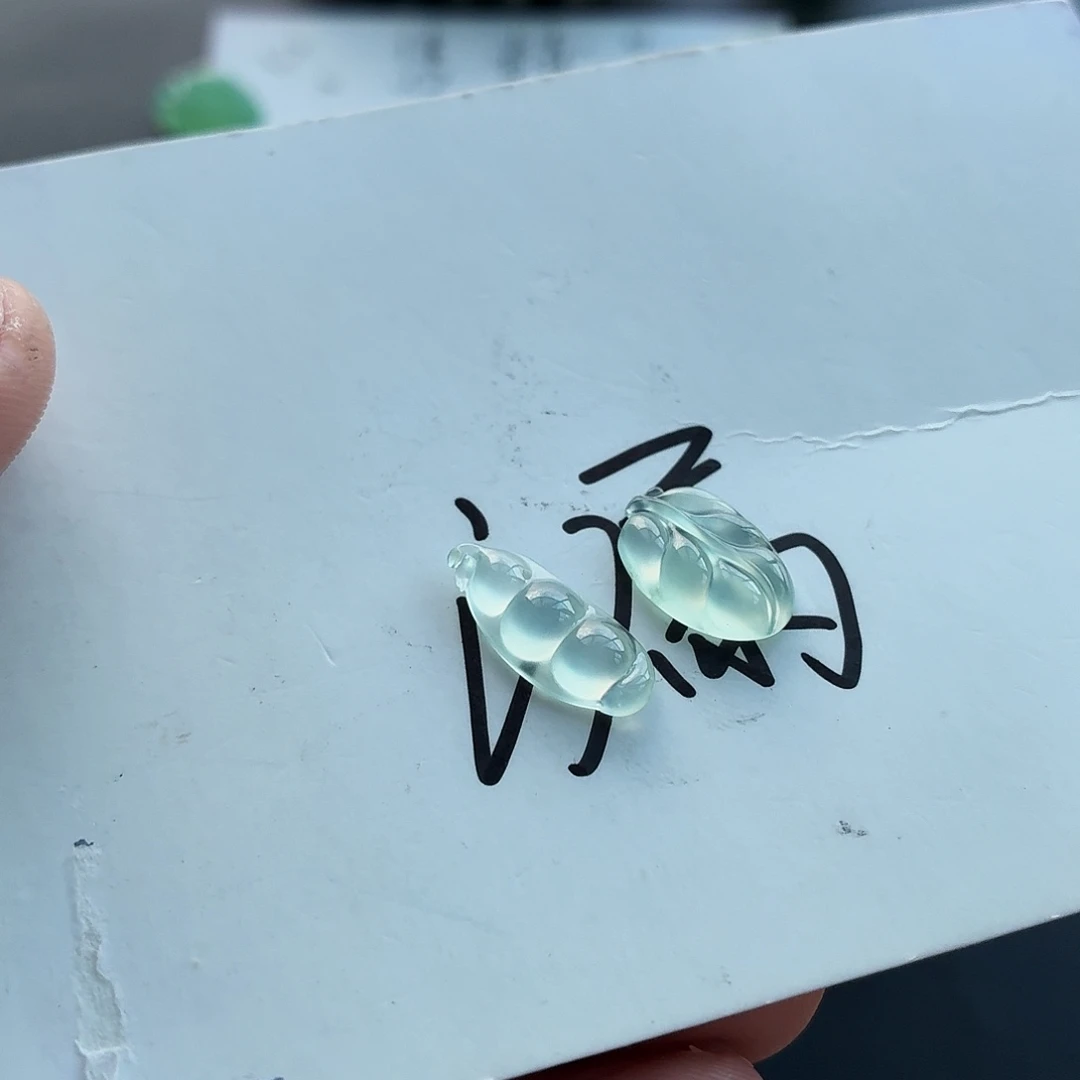 南***晨翡翠未镶嵌颈饰翡翠
