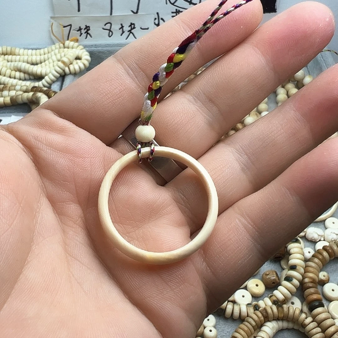 猛犸象牙手串/手链/手镯瑕疵品，带皮，带色差