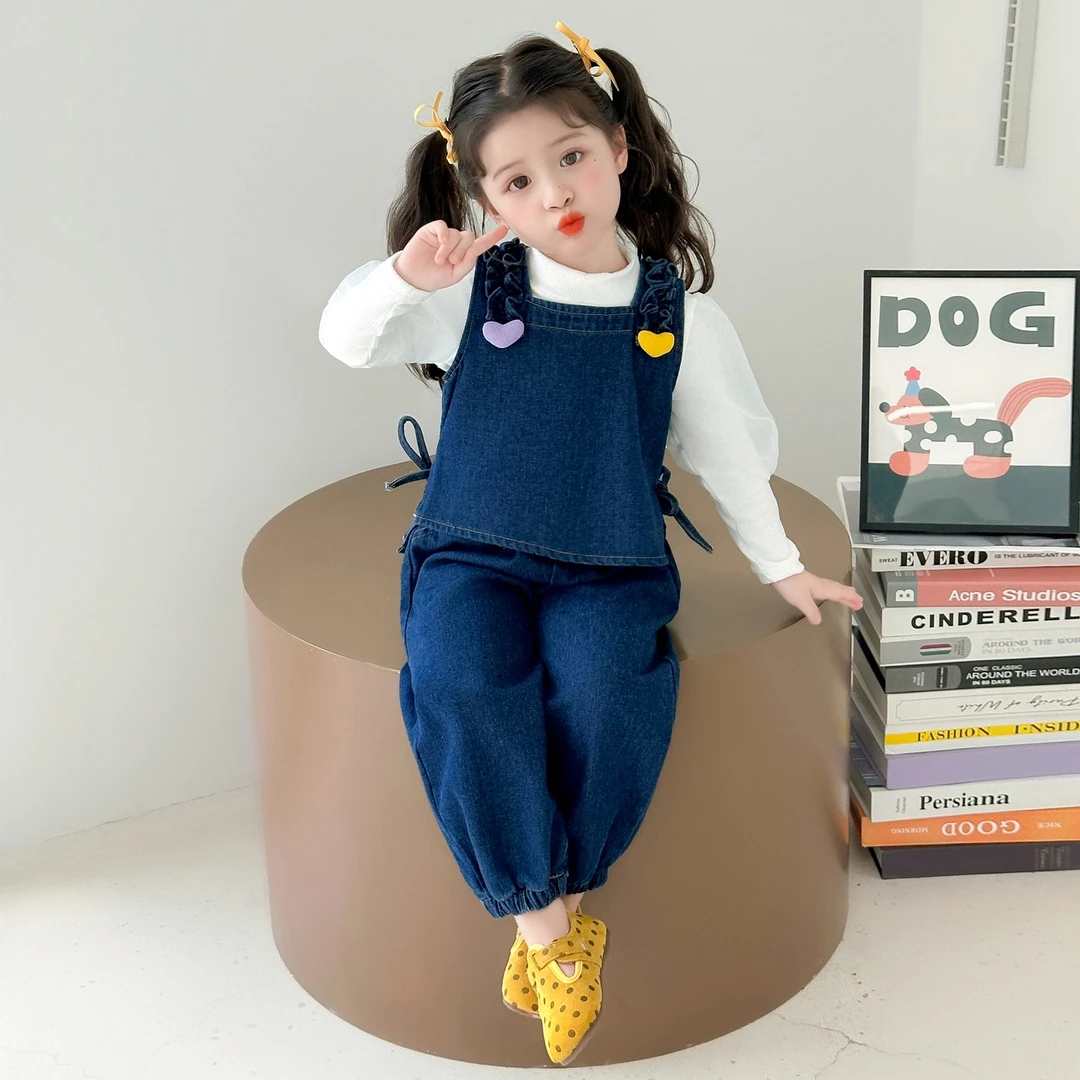 女童2025秋季新款儿童时尚洋气潮流百搭中小童爱心绣花马甲套装