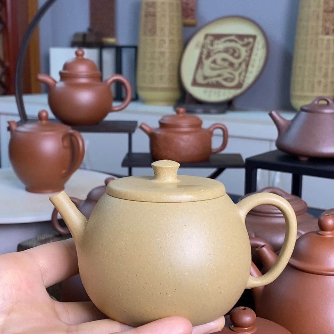 紫砂茶壶ﻬ**宜兴紫砂艺术