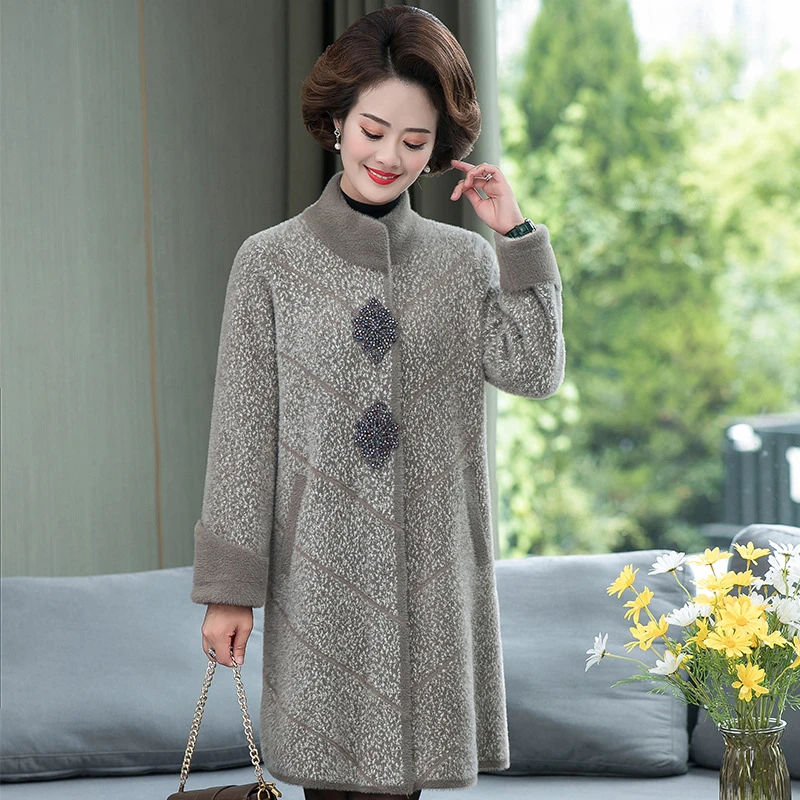 俞兆林妈妈秋冬洋气显瘦长款大衣外套2025中老年中老年保暖冲锋衣