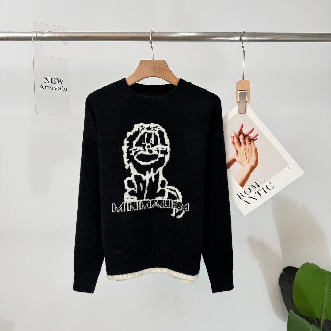 C471纯色胸前小狮子图案保暖长袖印花圆领女款休闲轻奢毛衣47D