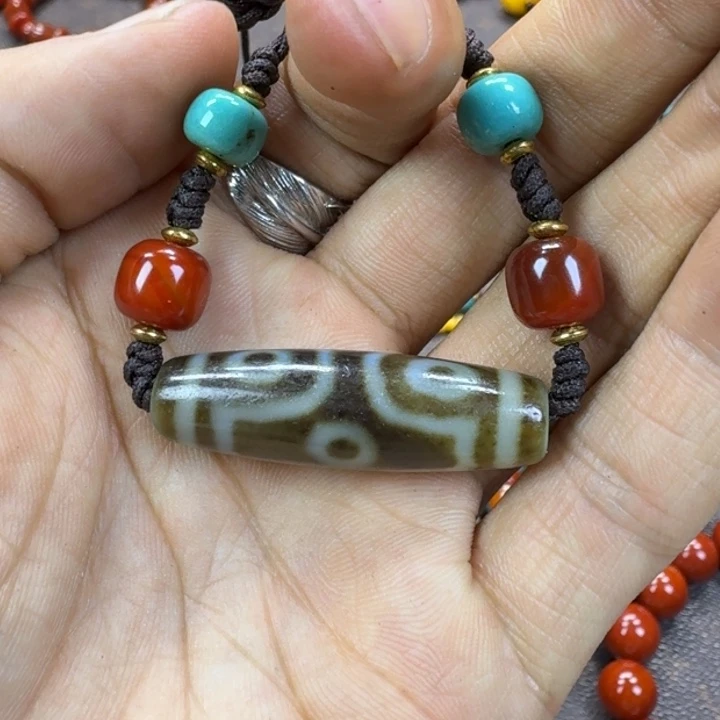 凯***阳玛瑙/玉髓未镶嵌颈饰