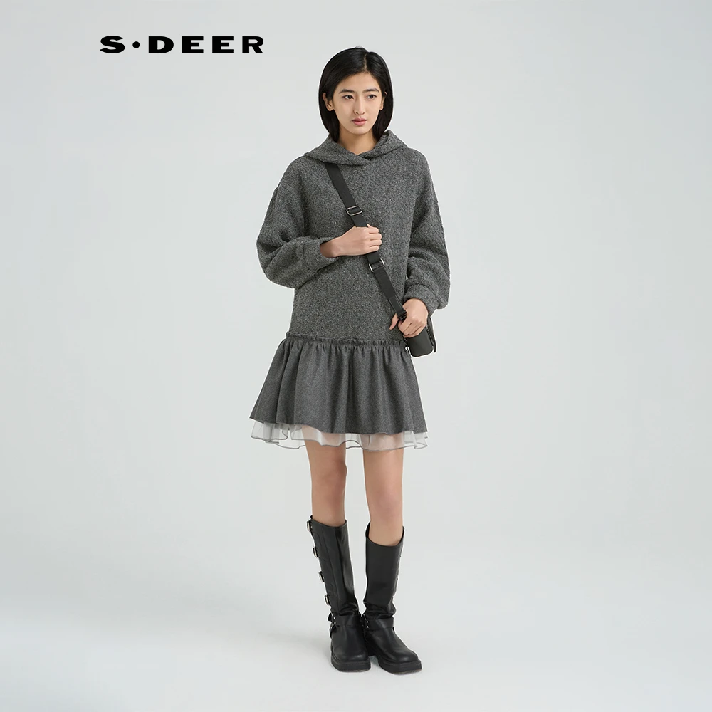 S·DEER秋冬季连帽设计师款时尚百搭气质拼接女装连衣裙S234Z1277