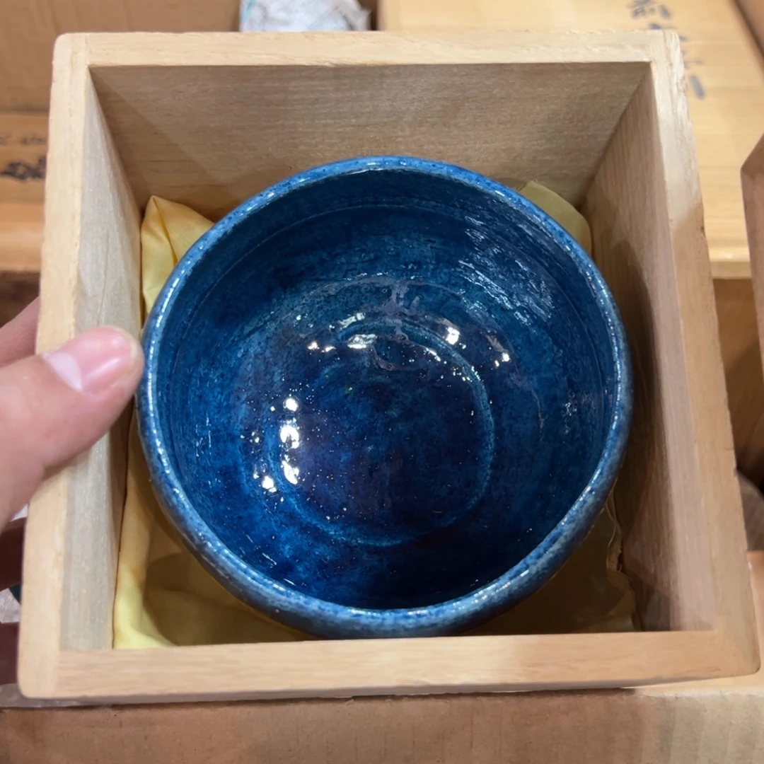 紫砂茶杯中**哥大漂亮大漂亮