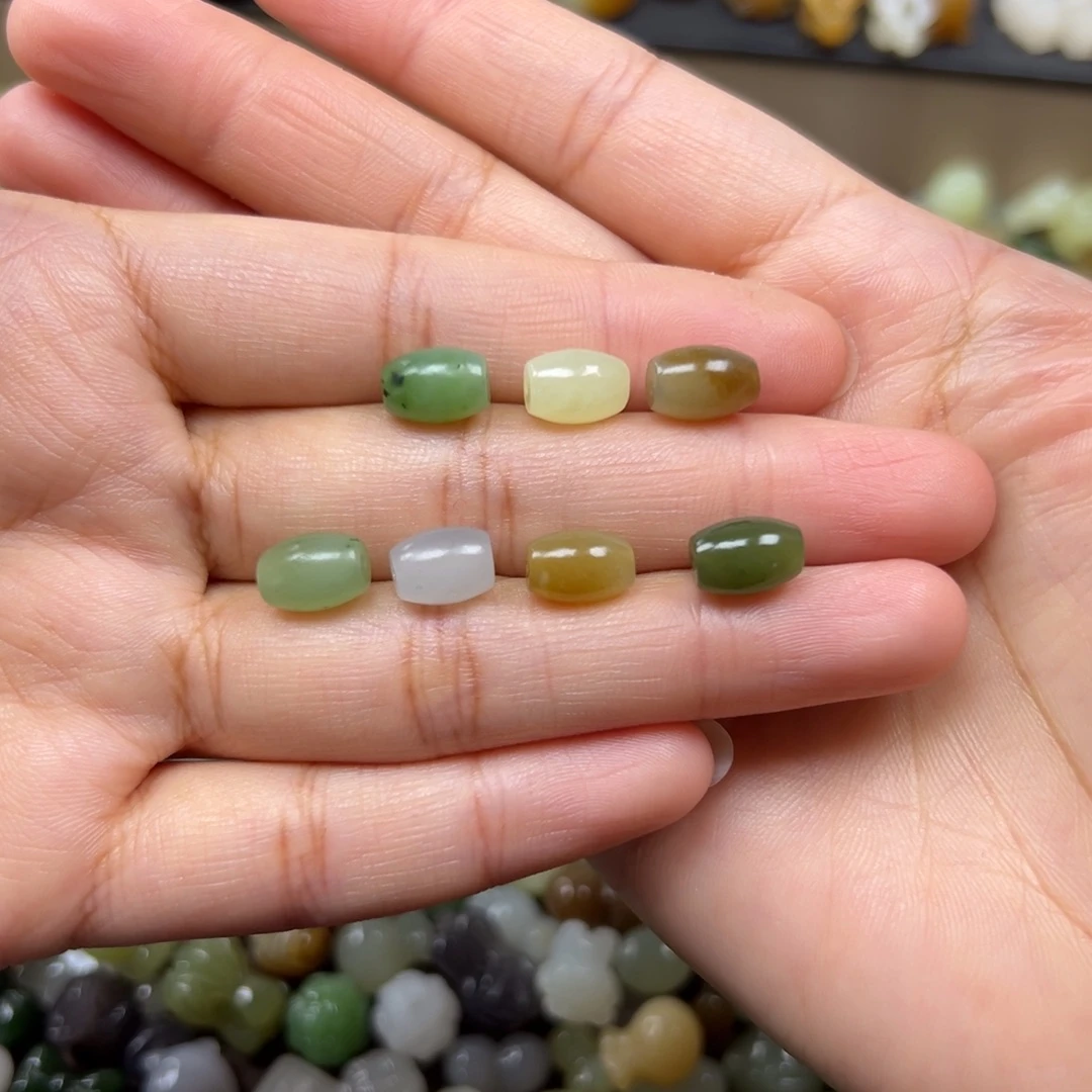 和田玉未镶嵌颈饰19.9多样性发其一