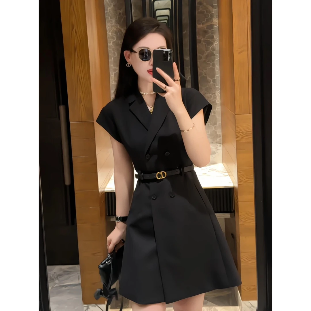 岁言suiyan法式连衣裙女款夏季新款西装马甲裙收腰显瘦飞飞袖女装