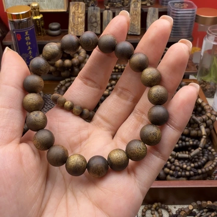 沉香碎屑奇楠1.0圆珠9克＋