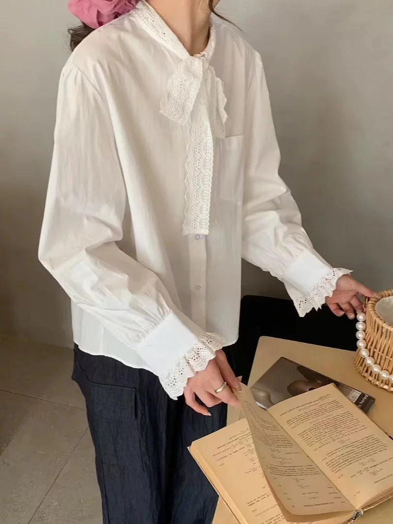 蕾丝蝴蝶结衬衫ins韩系时尚蕾丝带蝴蝶结设计宽松百搭衬衫女