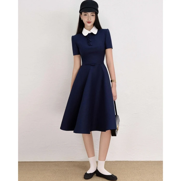 法式气质女神2025夏季藏蓝色娃娃领短袖收腰伞裙复古优雅连衣裙子