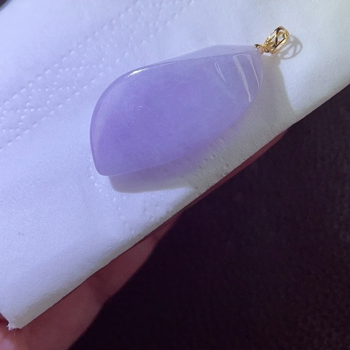 翡翠18K金镶嵌颈饰翡翠