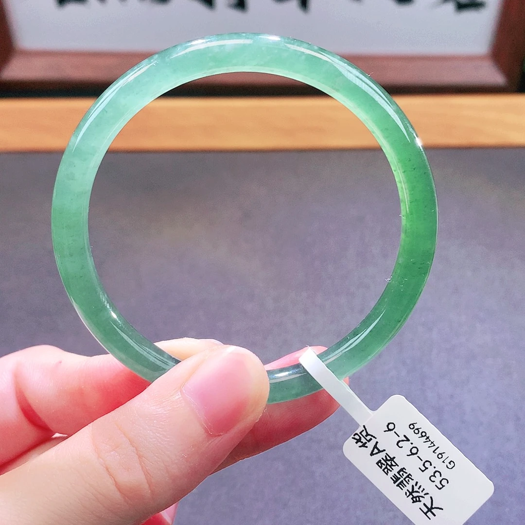 翡翠未镶嵌手镯天然翡翠