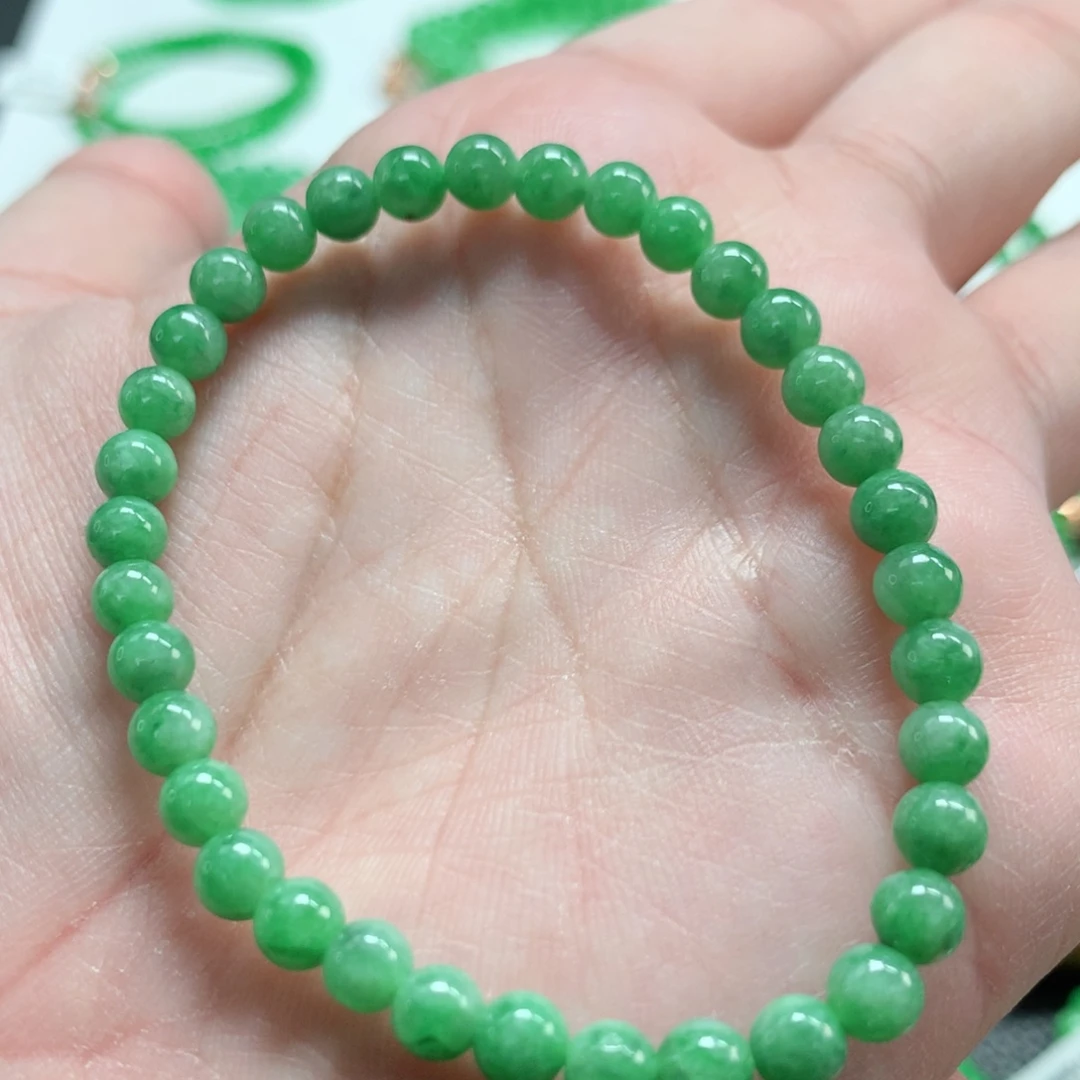 翡翠未镶嵌手链翡翠