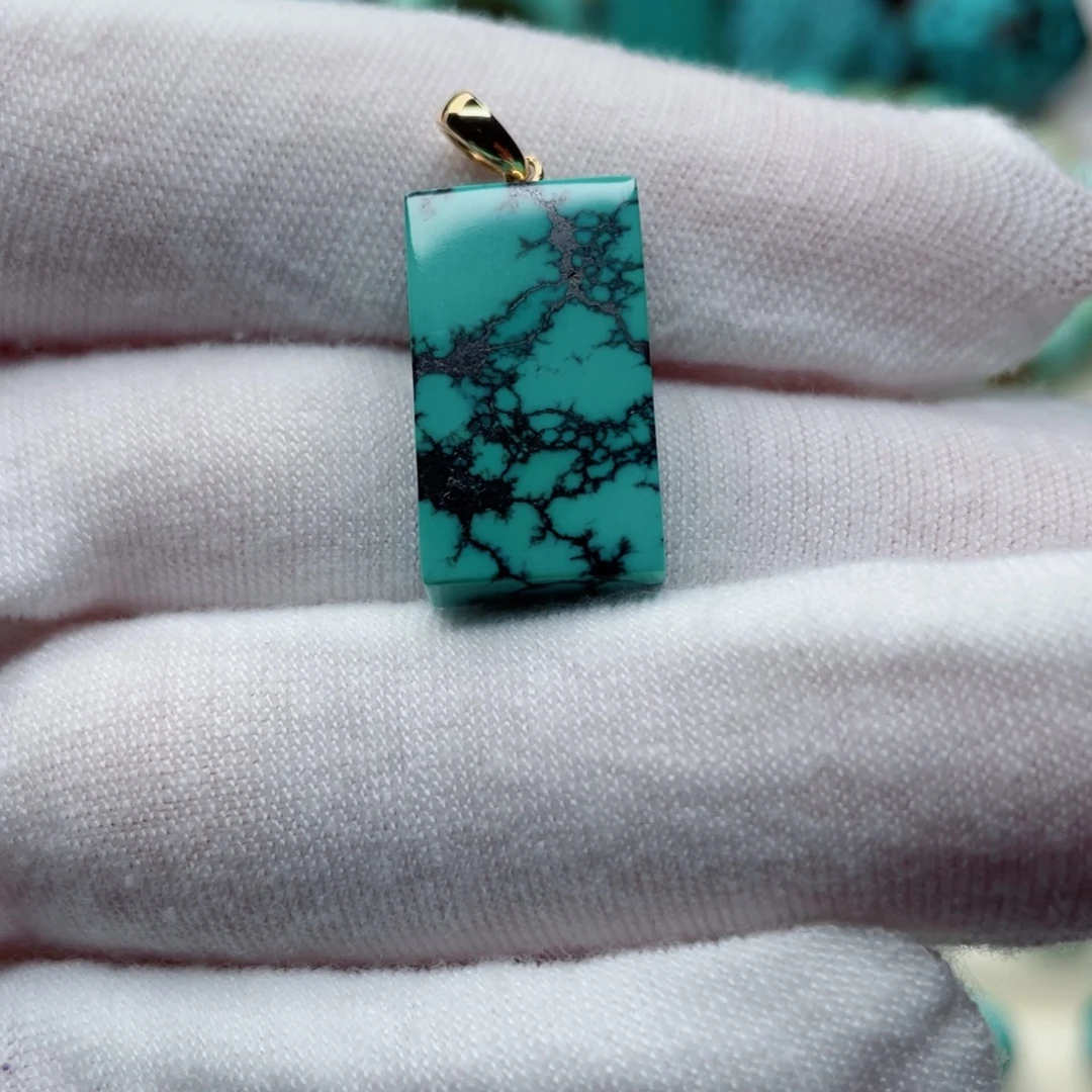 绿松石18K金镶嵌珠宝奇石