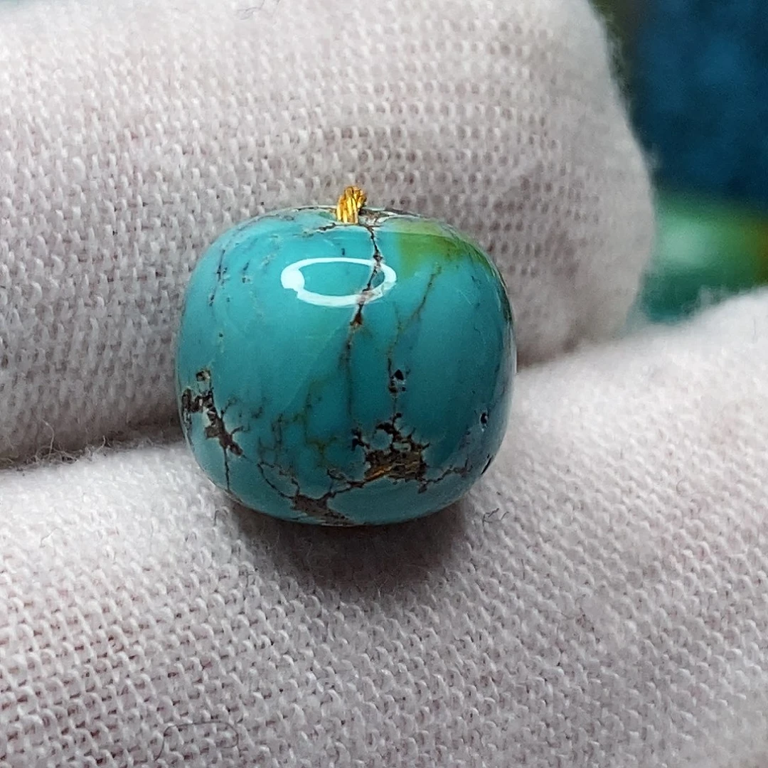 绿松石未镶嵌天然原矿 带武汉地大证书