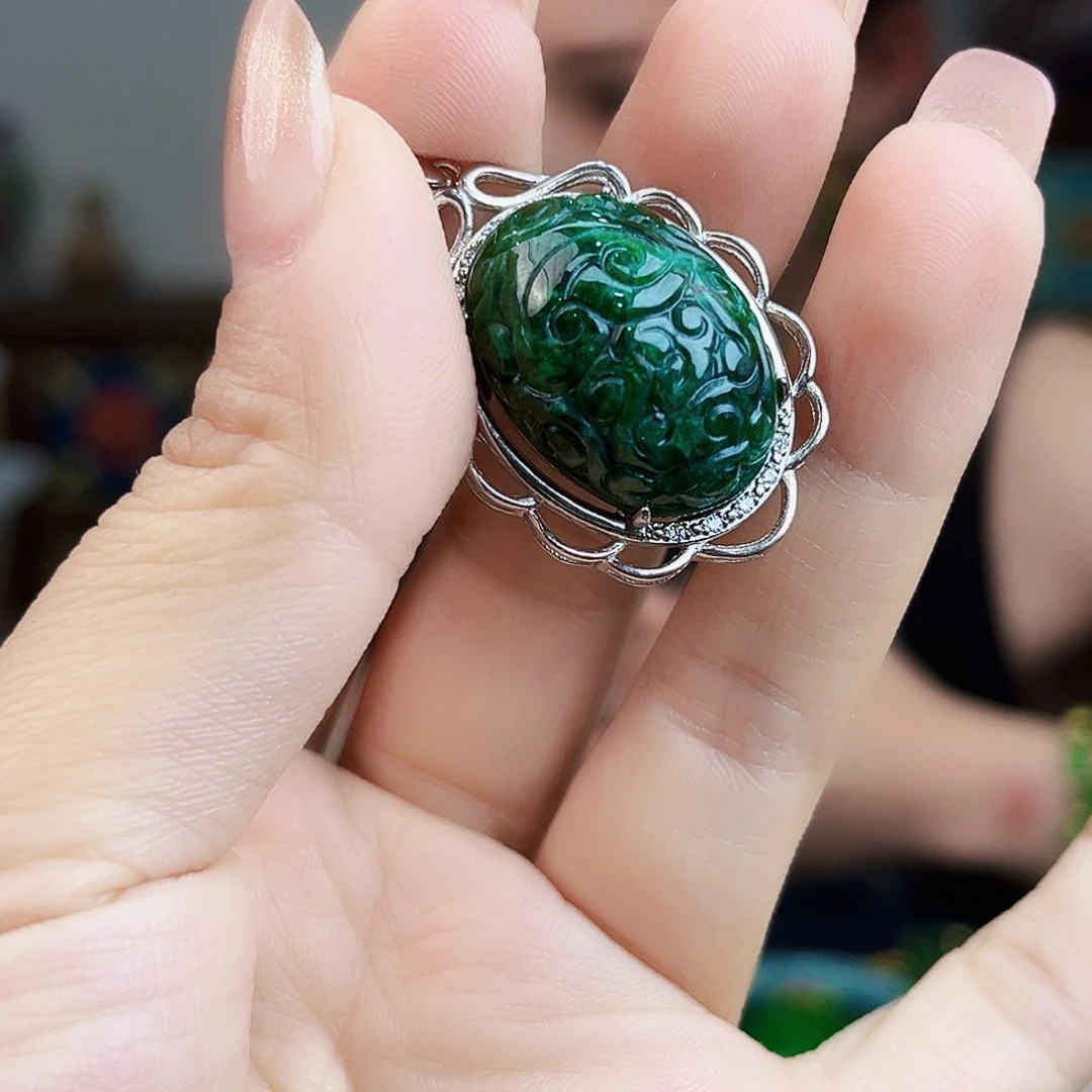 翡翠银S925镶嵌颈饰多样性