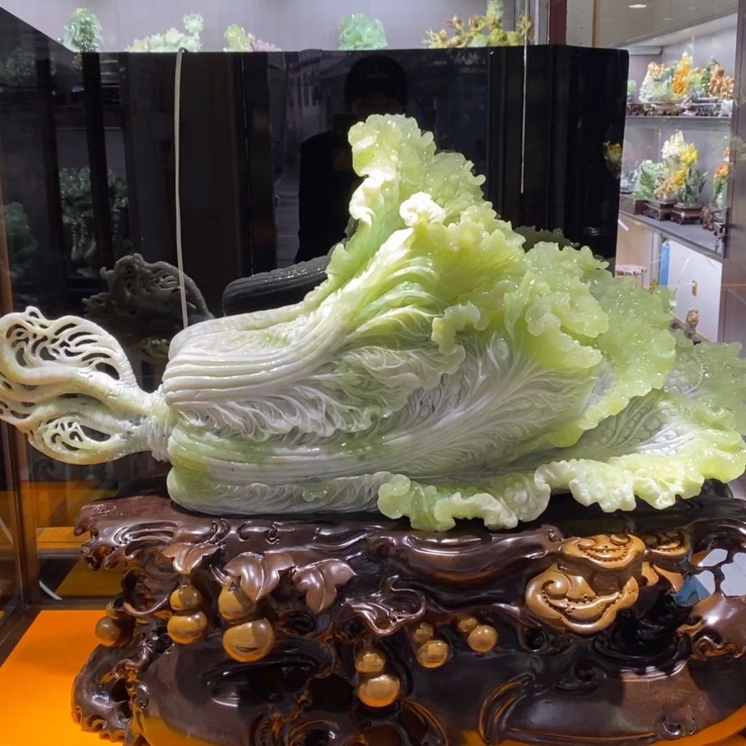 蛇纹石玉未镶嵌珠宝奇石