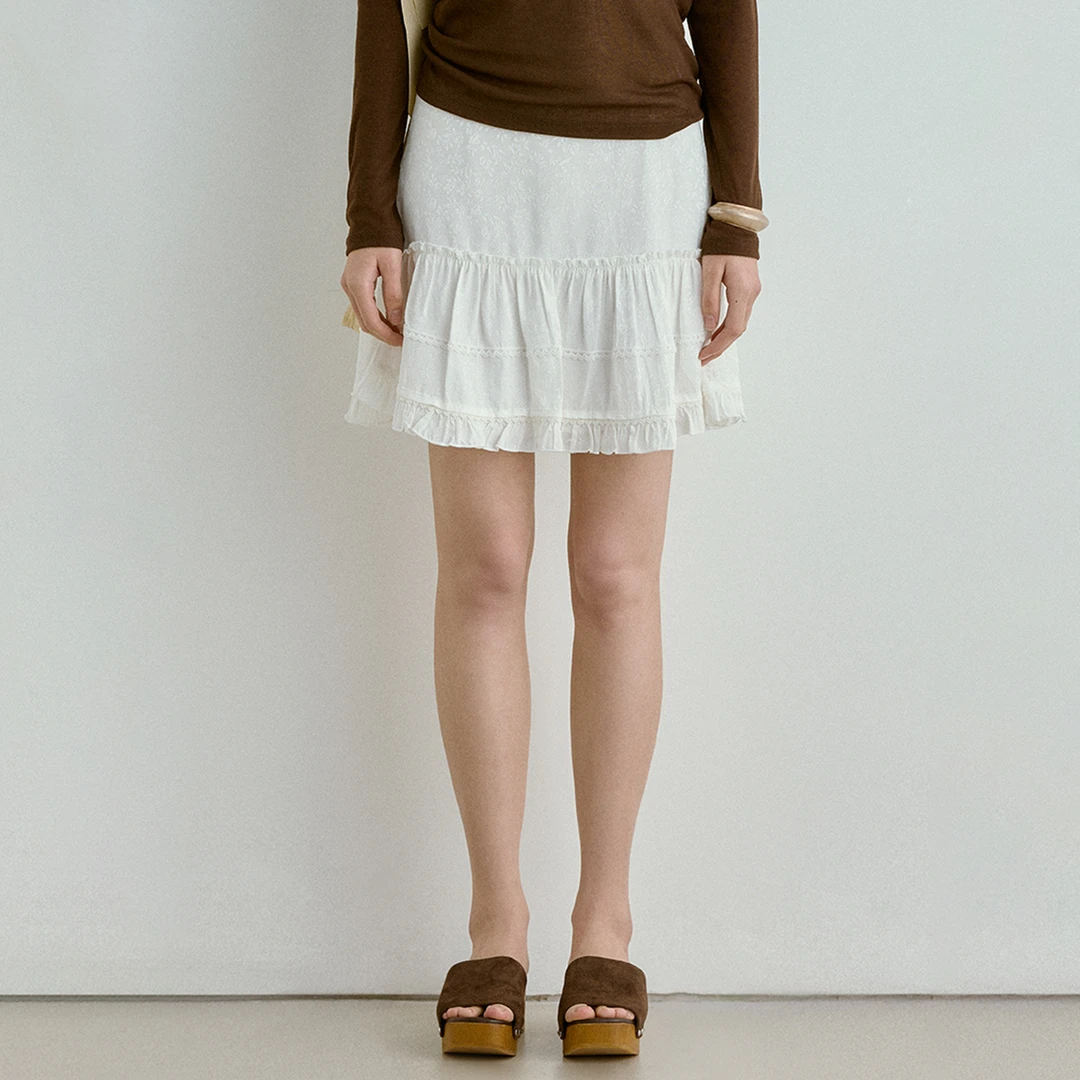 sagestudio 米白暗提花蛋糕花边短半裙