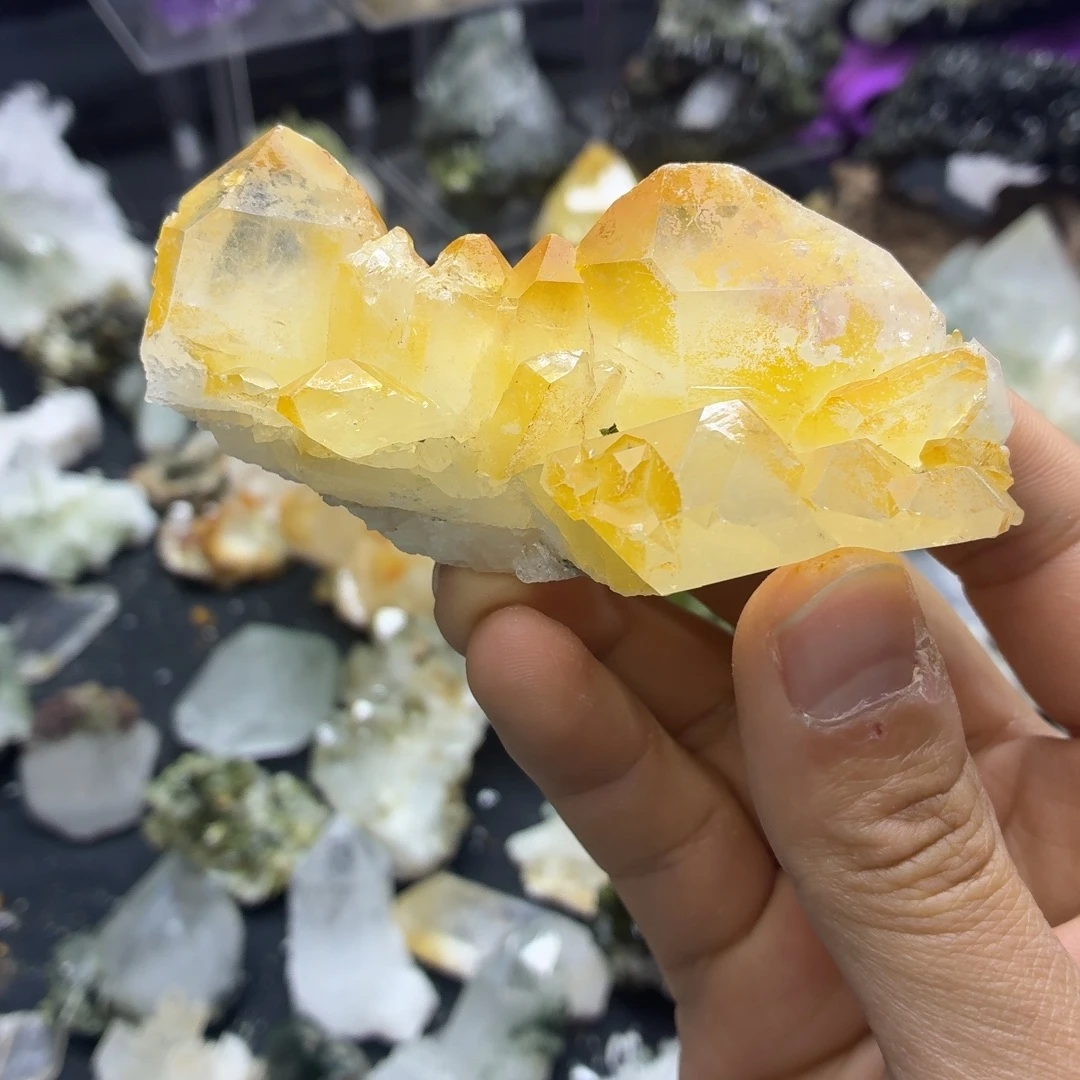 石材 好看的黄皮白水