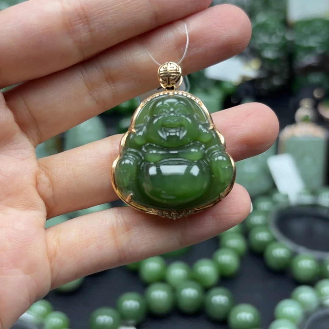和田玉18K金镶嵌颈饰
