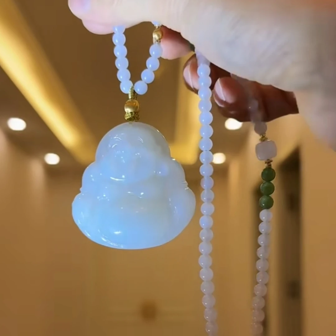 壹屿珠宝     924015    和田玉典藏级颈饰