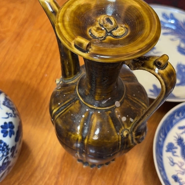 杨***强陶瓷摆件不固定一件