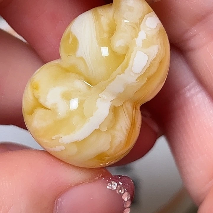 蜜蜡未镶嵌裸石698
