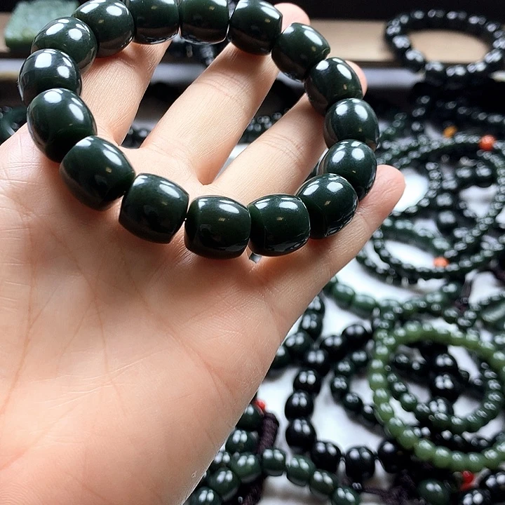 手链未镶嵌和田玉（青玉）知*