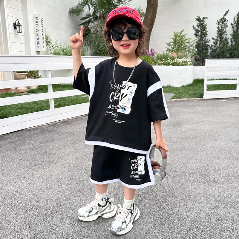 男童夏装套装2025新款洋气儿童夏季运动宽松短袖小男孩潮酷两件套
