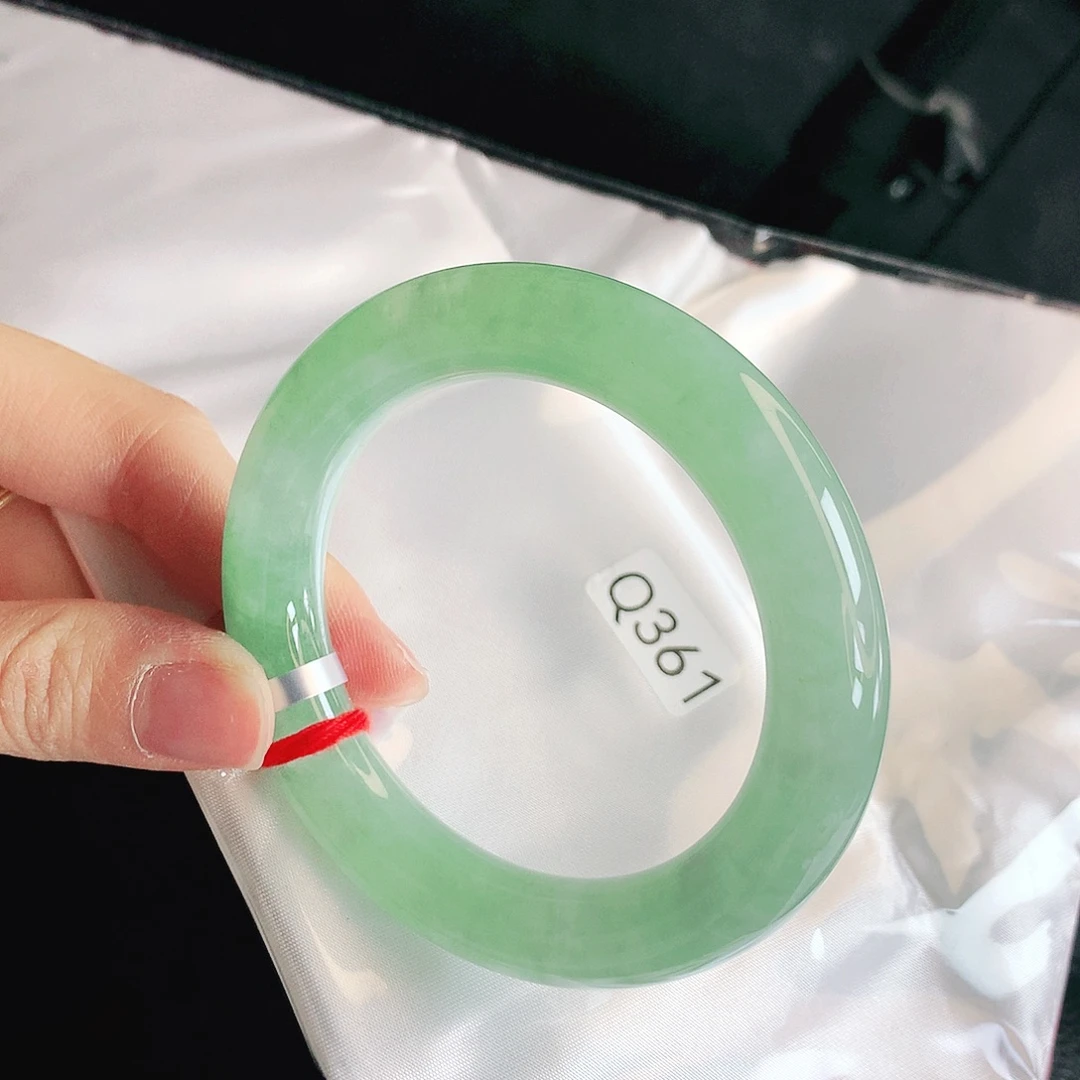 翡翠未镶嵌手镯缅甸天然a货翡翠手镯