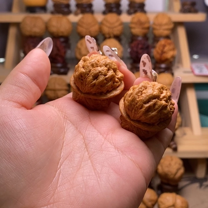 吊坠文玩核桃34血舍利Y06