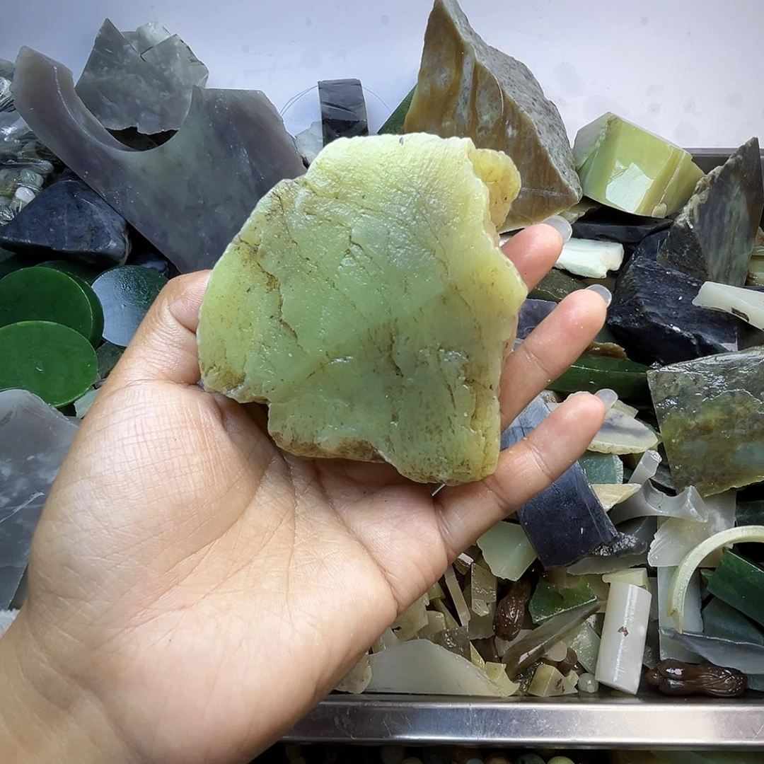 未镶嵌和田玉珠宝半成品