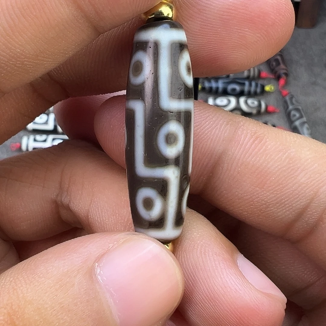 玛瑙/玉髓未镶嵌吊坠(赠链)曲贡仿纯系列灰皮九眼天珠